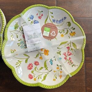 Shabby Chic Set Of 4 Salad Plates New Floral Scalloped Melamine 9” Scalloped